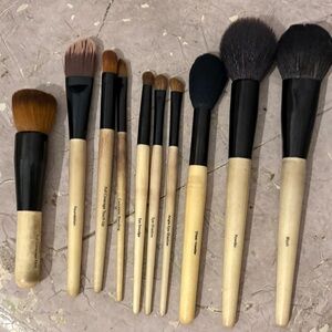 Bobbi Brown Natural Bristle Make Up Brushes - Complete Set
